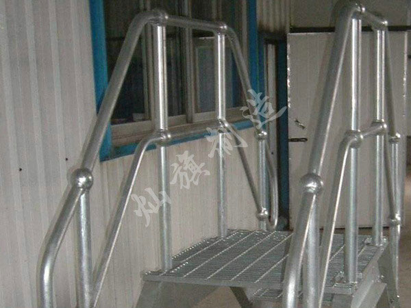 作業(yè)鋼梯欄桿圖片2